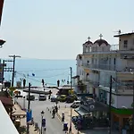 Achillion Apartahotel