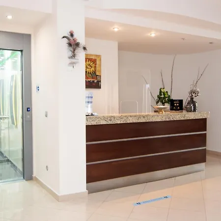 Achillion Apartmanhotel Paralía