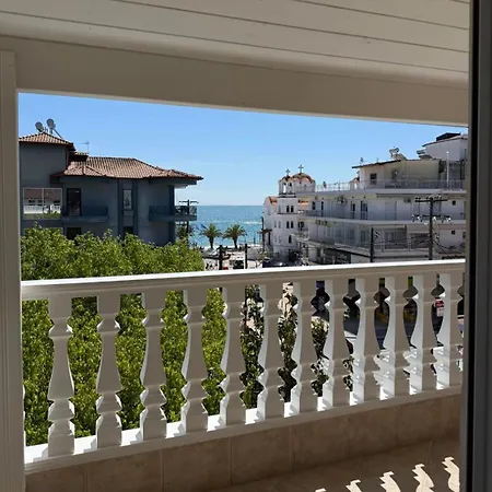 Apartmanhotel Achillion 3*