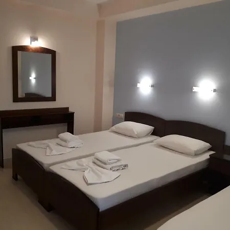 Achillion Apartmanhotel 3*