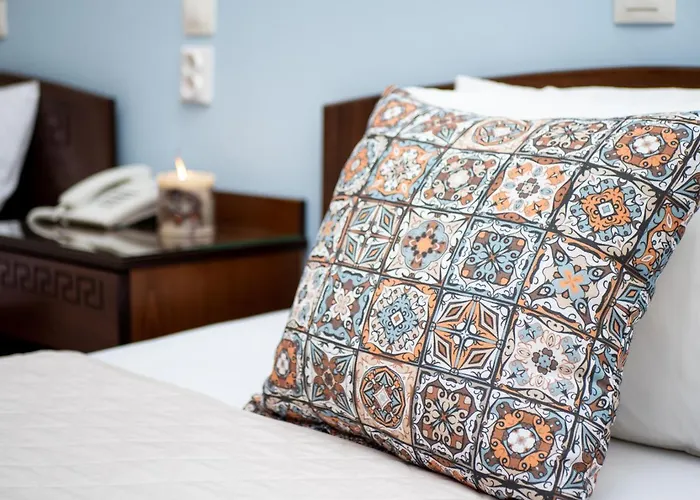 Achillion Aparthotel 3*