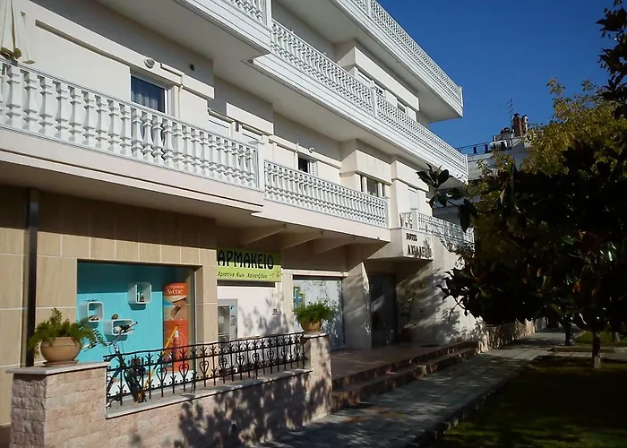 Achillion Aparthotel 3*