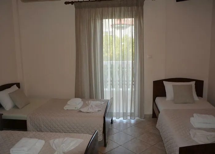 Achillion Aparthotel 3*