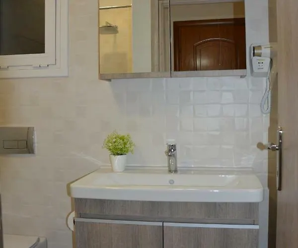 Achillion Aparthotel Paralía